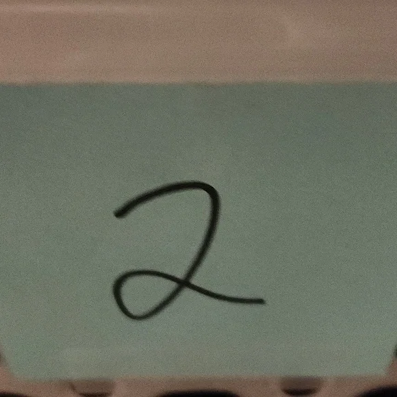 Press on nail sets - Picture 6 of 6